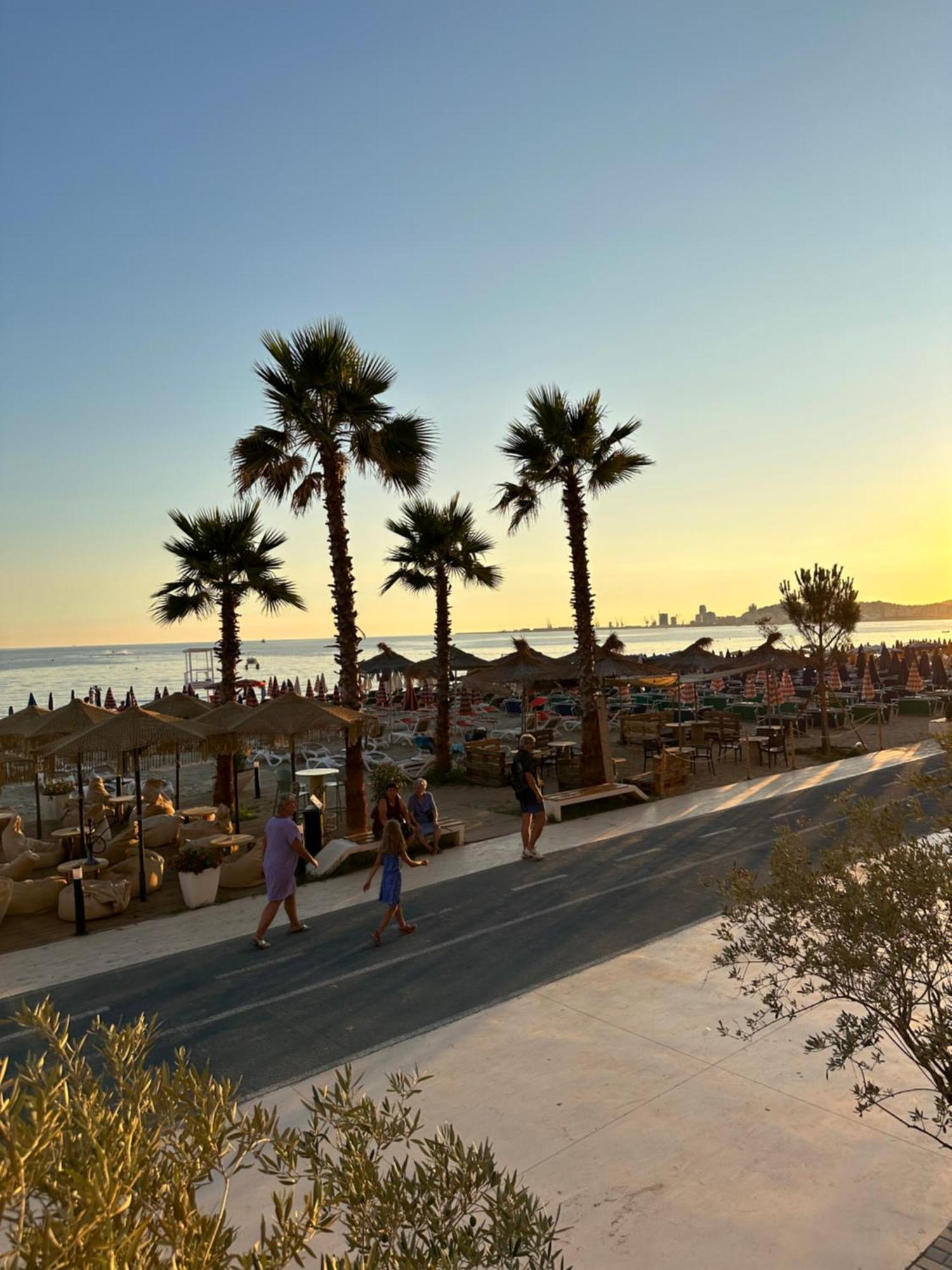 Dyrrah Seaside Apartments Durrës Zewnętrze zdjęcie